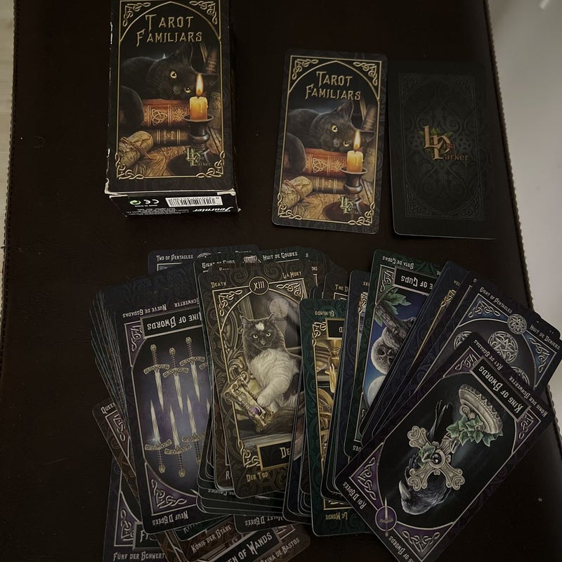Tarot Familiars