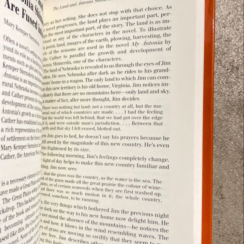 Readings on "My Antonia"