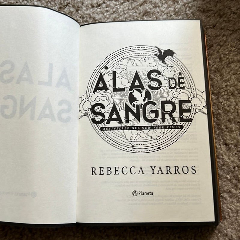 Alas De Sangre (The Fourth Wing) Spanish Edition by Rebecca Yarros,  Paperback