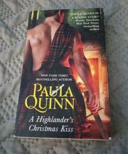A Highlander's Christmas Kiss