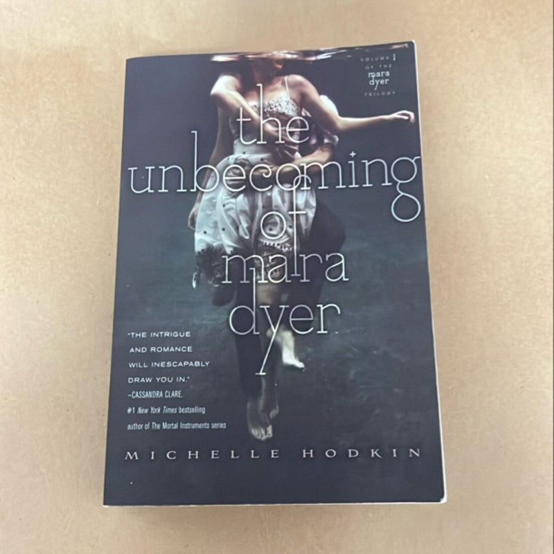 The Unbecoming of Mara Dyer