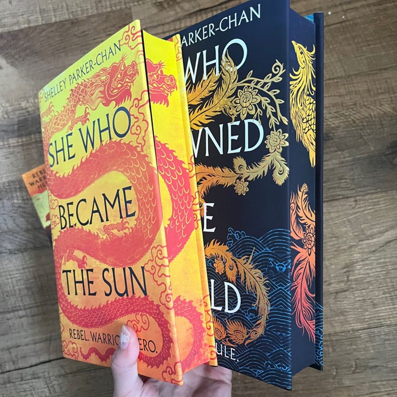 She Who Became The Sun & He Who Drawned The World exclusive edition