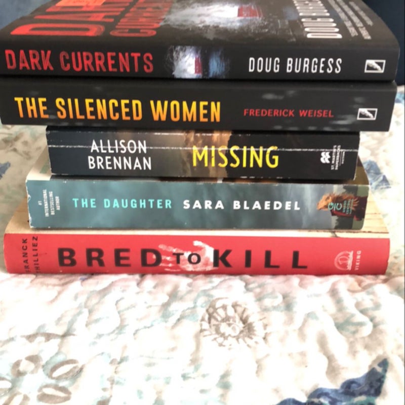 Thriller book bundle (the daughter by Sara bladel SOLD)