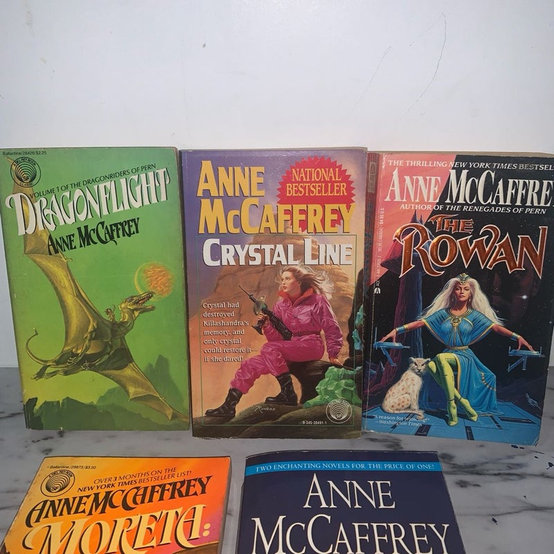 A McCaffrey Book Lot of 5, sicience fiction Dragonflight The Rowan cristal line Crystal Line