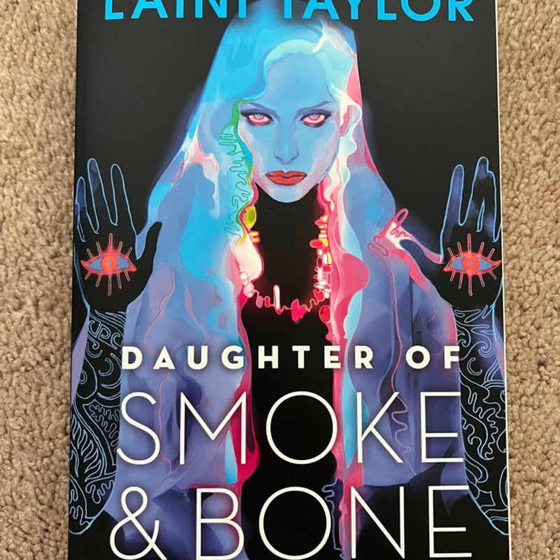 Daughter of Smoke & Bone