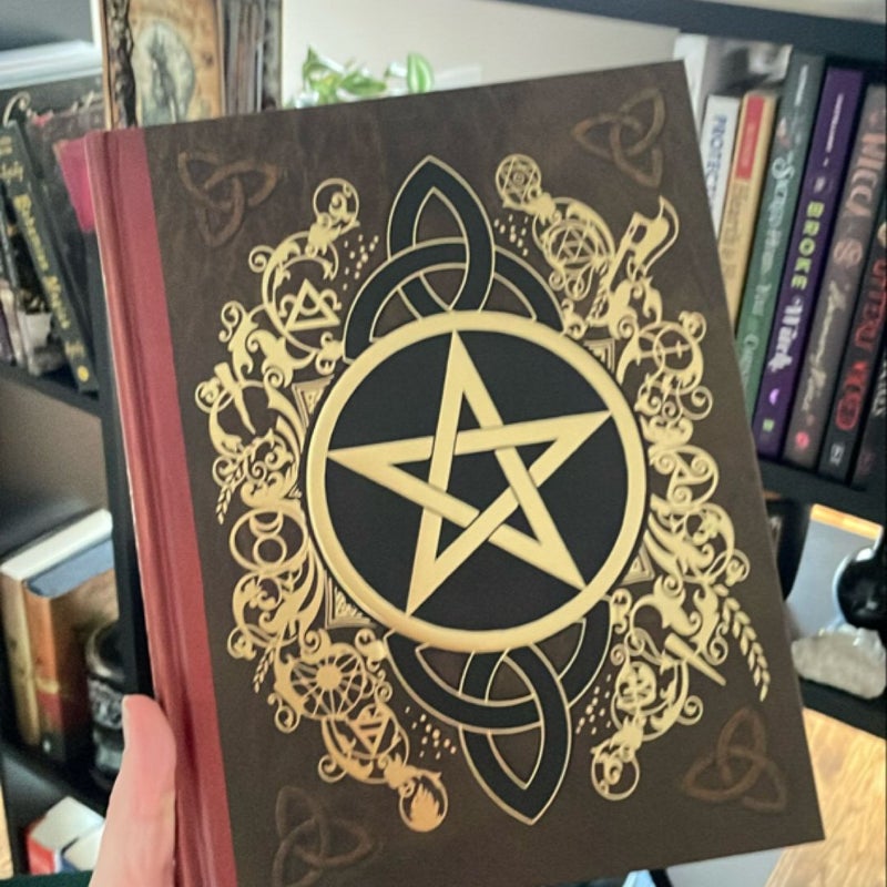 Buffy the Vampire Slayer: the Official Grimoire