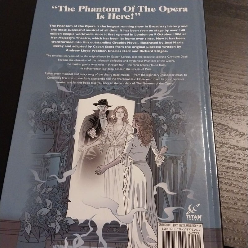 The Phantom of the Opera - Official Graphic Novel
