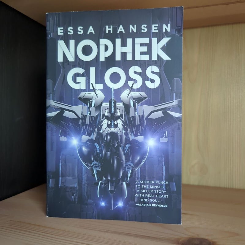 Nophek Gloss
