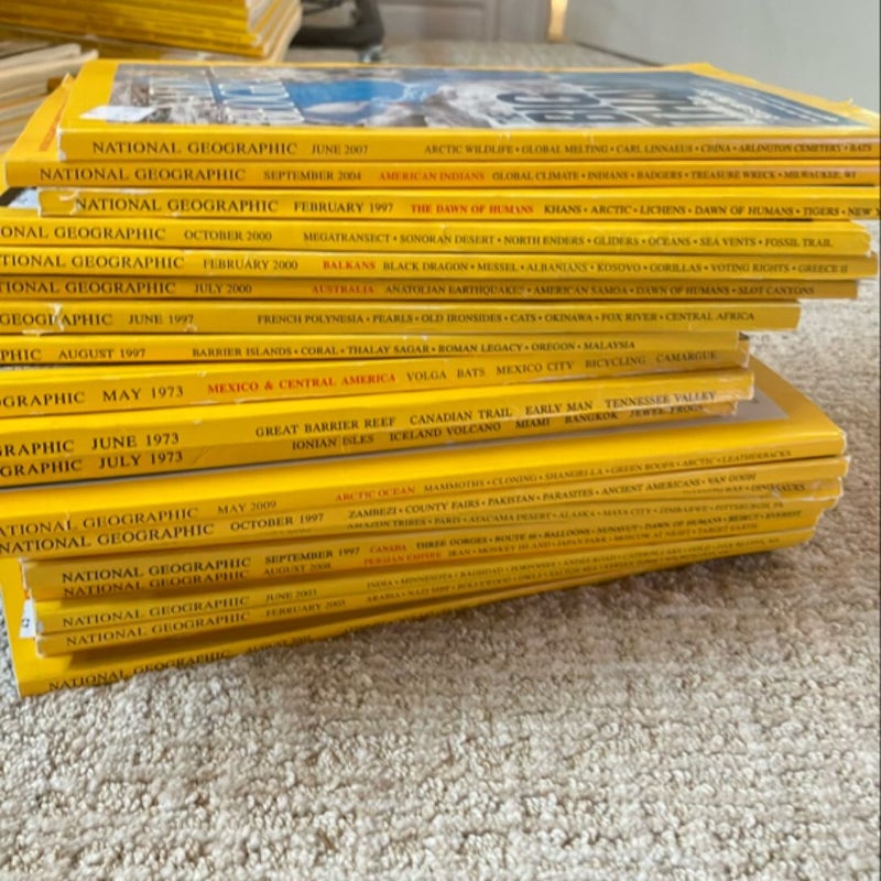 Lot of National Geographic Magazines 