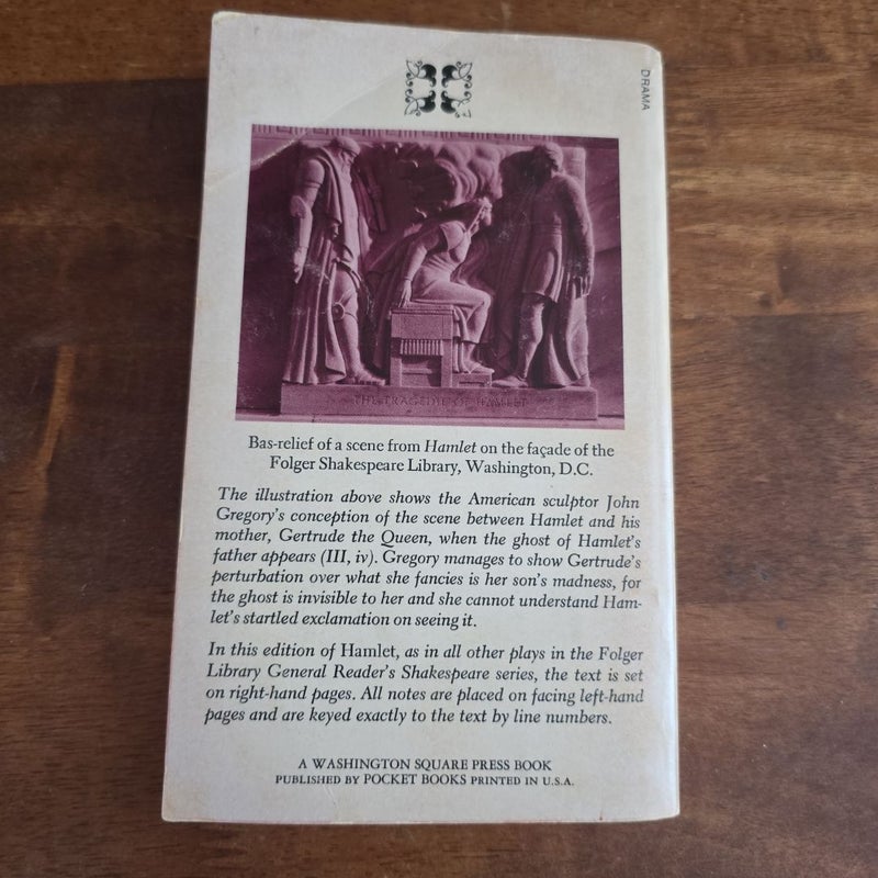 VINTAGE 1972 Hamlet, The Folger Library (Written by William Shakespeare, Edited by Louis B. Wright & Virginia A. LaMar)