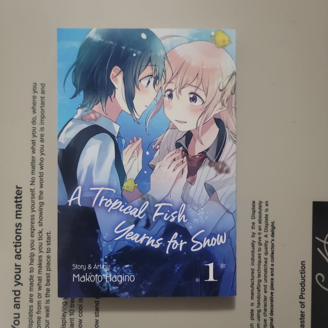 A Tropical Fish Yearns for Snow, Vol. 1