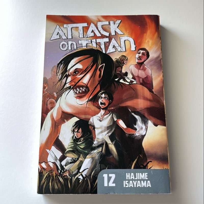 Attack on Titan 12