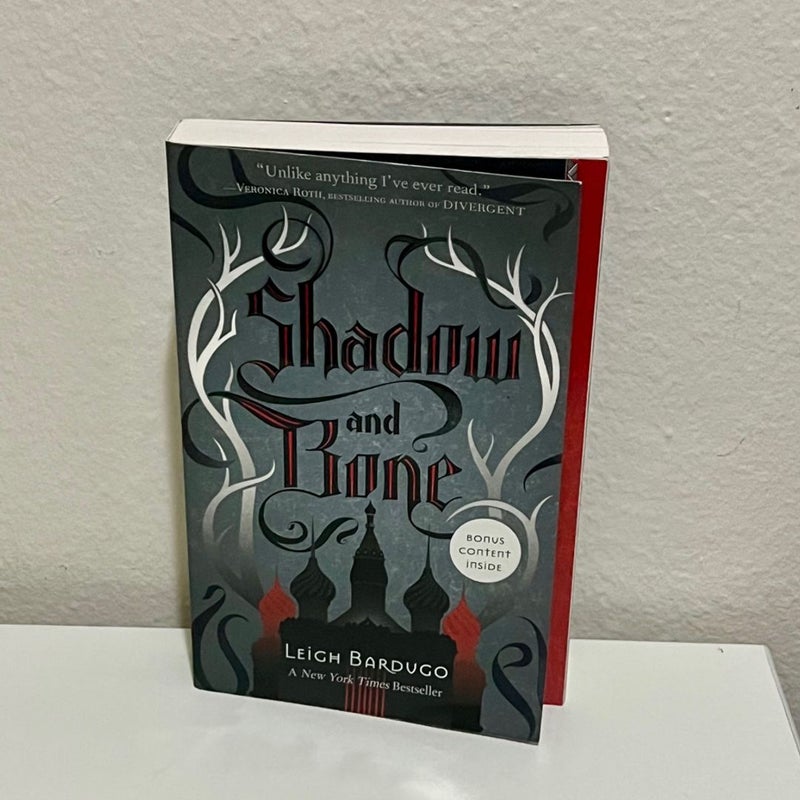 Shadow and Bone OOP OG Paperback