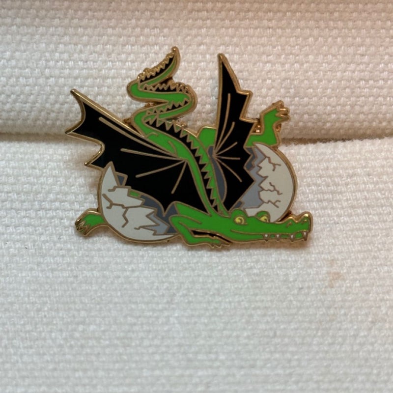 Dragon pin 