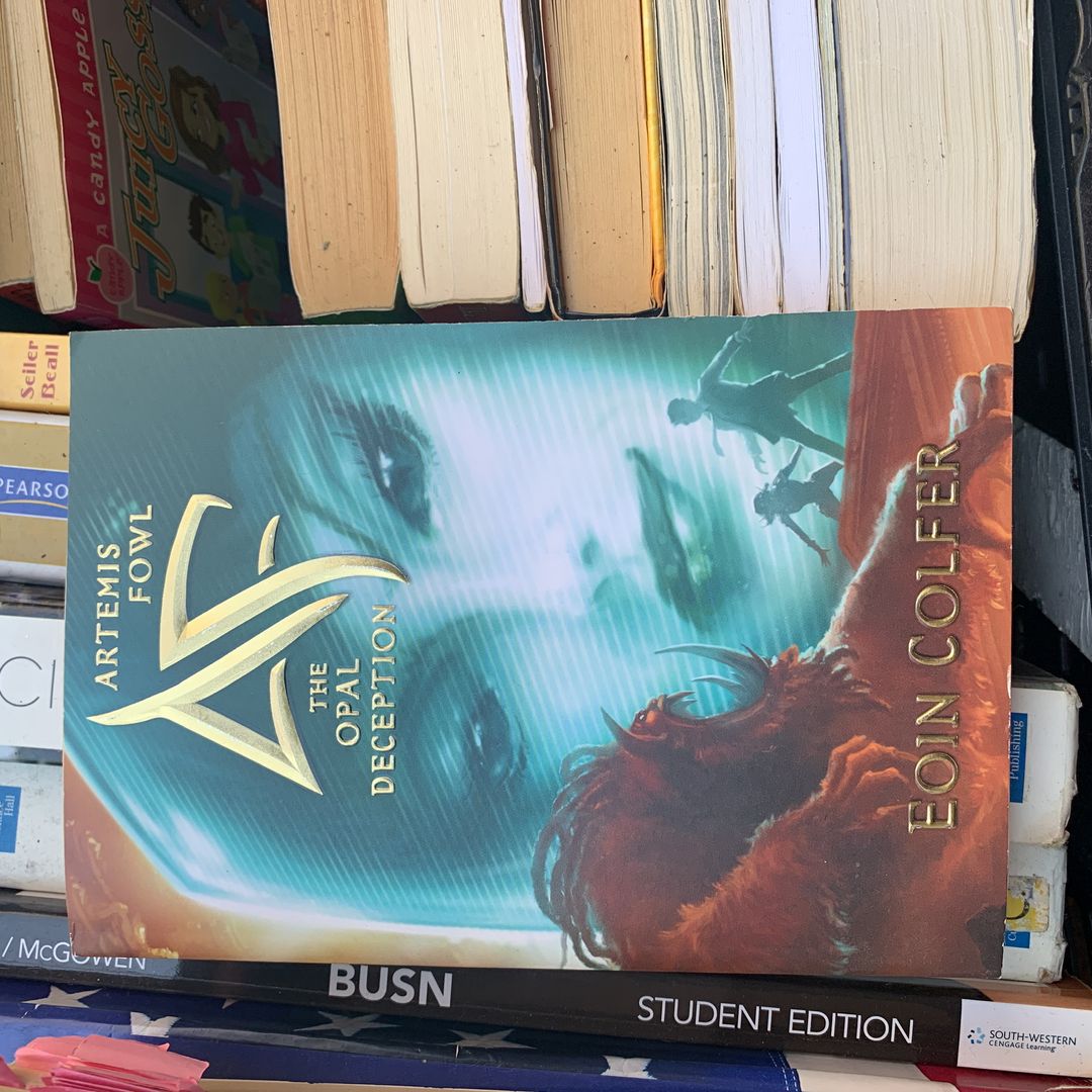 Artemis Fowl the Opal Deception (Artemis Fowl, Book 4)