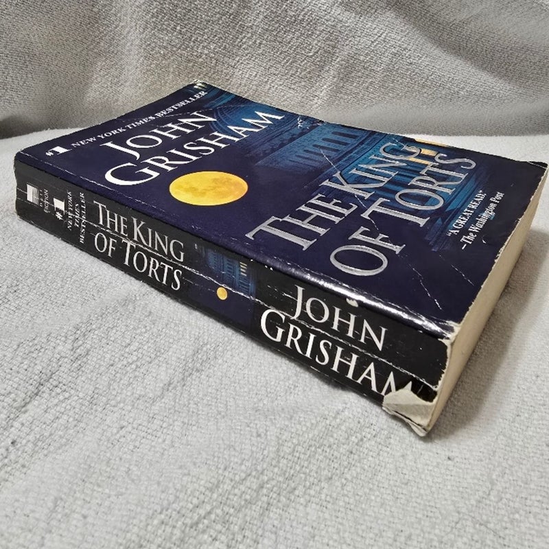 John Grisham 2 Book Bundle:The Client/The King Of Torts