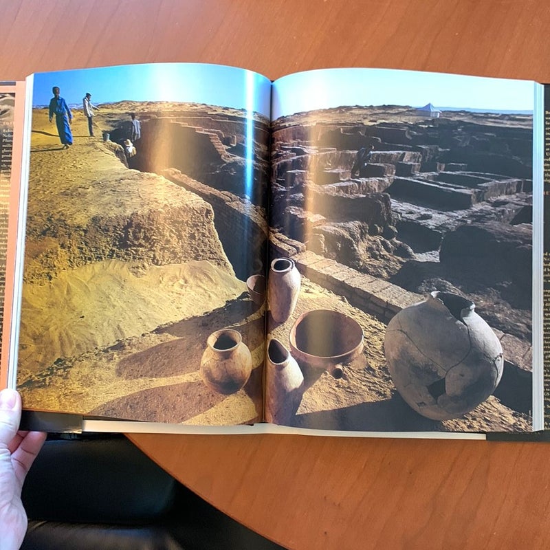 Egypt of the Pharaohs by Kenneth Garrett, Hardcover | Pangobooks
