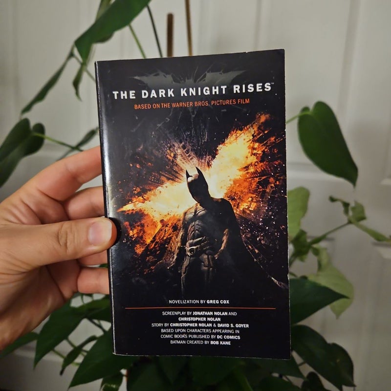 Dark Knight Rises - the Official Movie Novelization