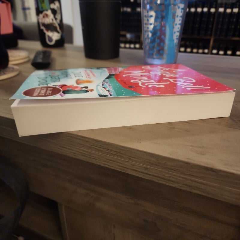 Jingle Bell Mingle (Large Print Edition)