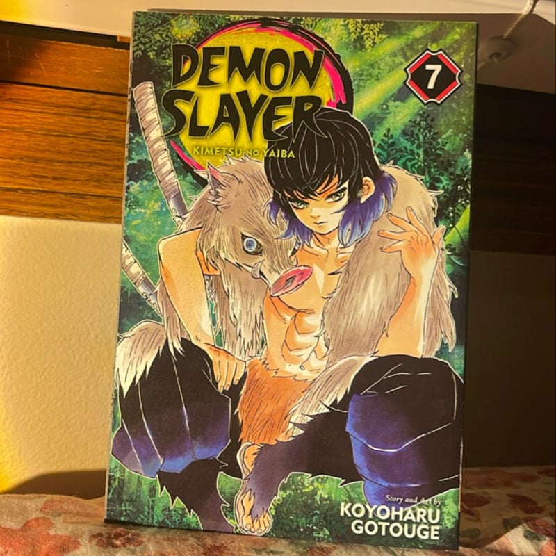 Demon Slayer: Kimetsu No Yaiba, Vol. 7