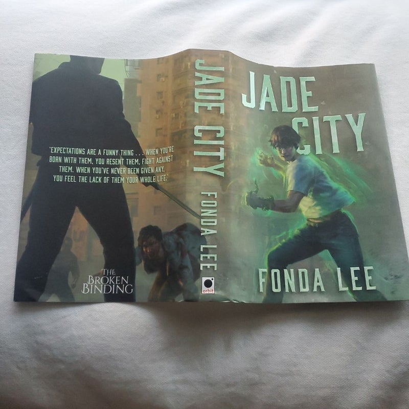 Green Bone Saga, Broken Binding edition