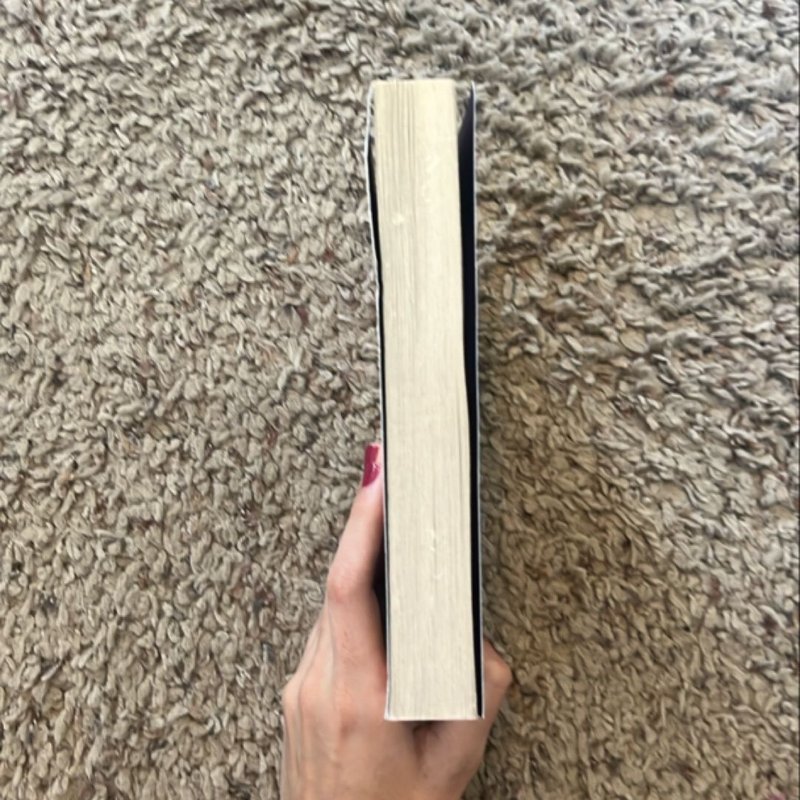 Harry Potter and the Chamber of Secrets (Harry Potter, Book 2)