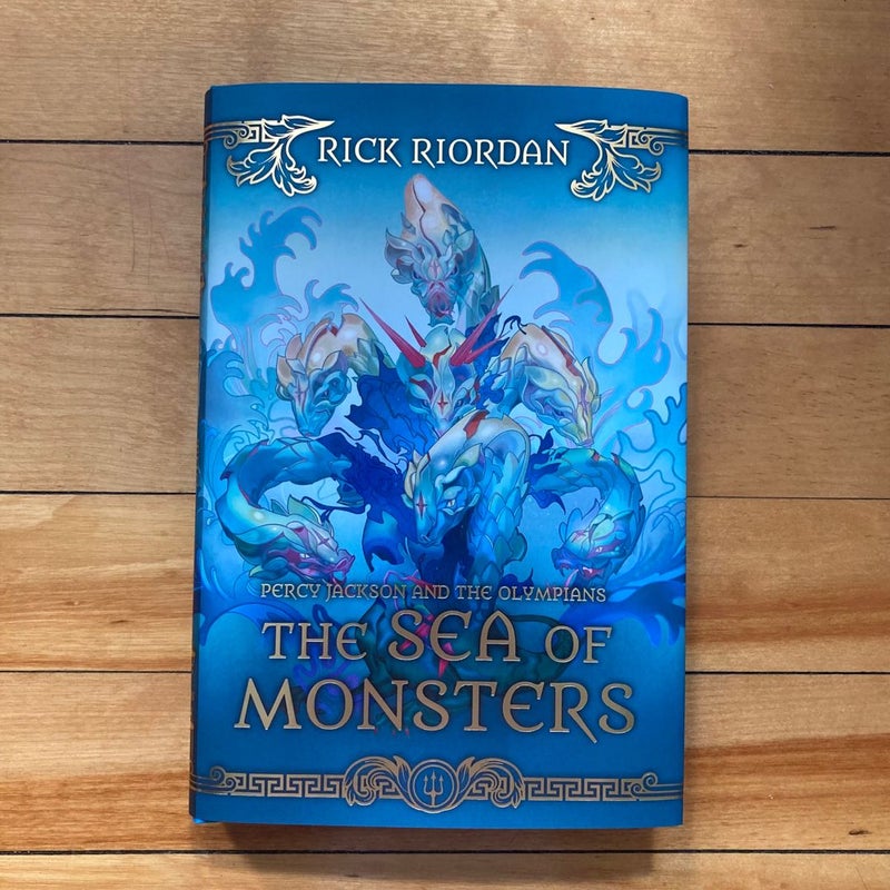 Percy Jackson and the Olympians, Book Two the Sea of Monsters (Percy Jackson and the Olympians, Book Two) Illumicrate