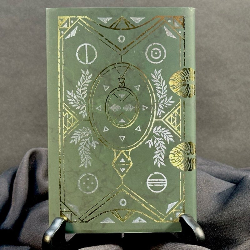 Witches Stepped in Gold (Fairyloot Exclusive Edition)
