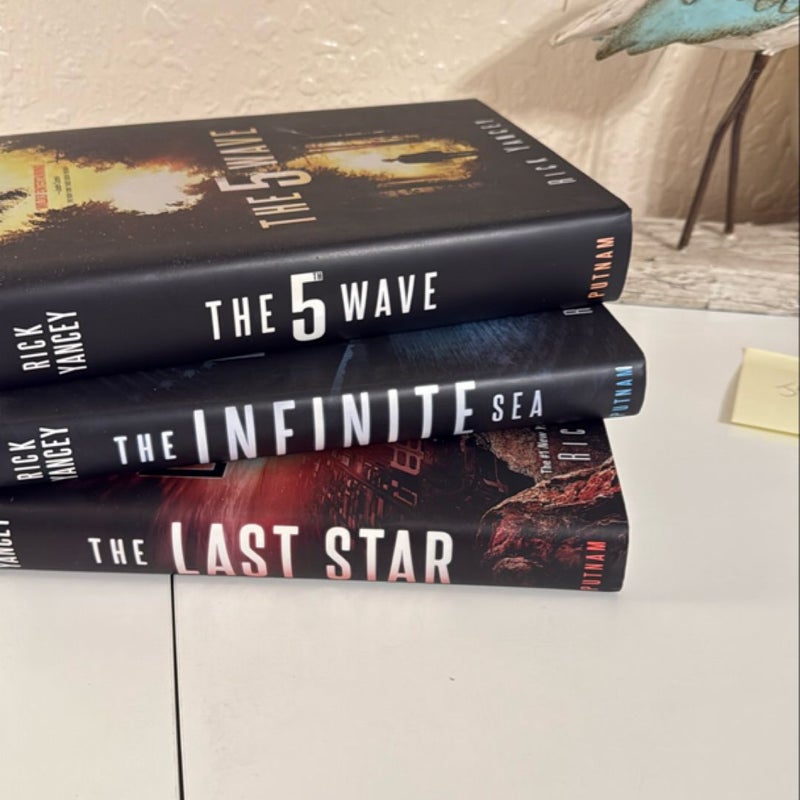 The 5th Wave Series 3 book Bundle with signed copy  