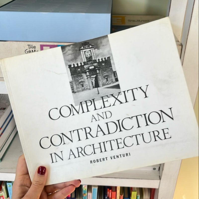 Complexity and Contradiction in Architecture