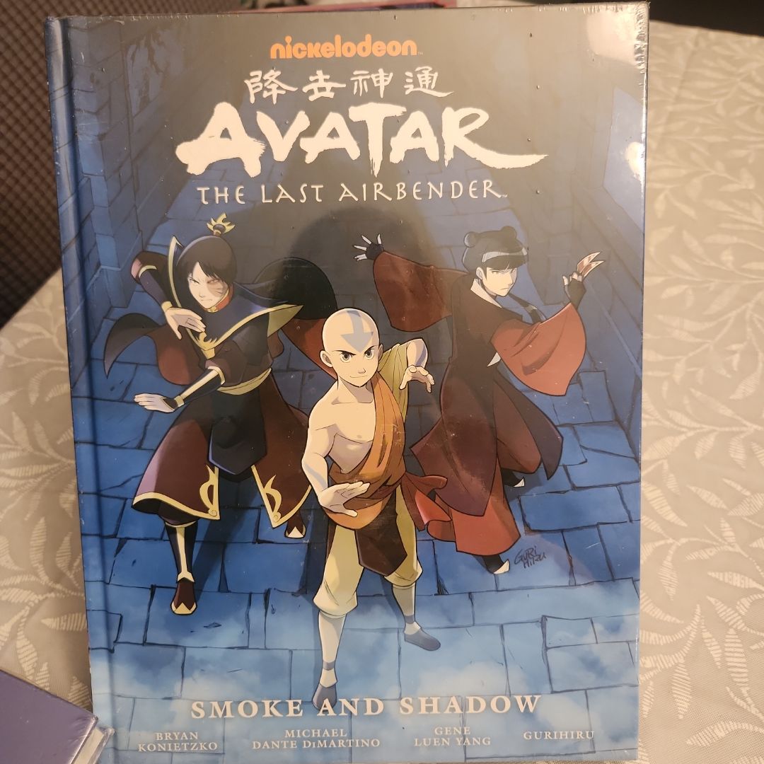 Avatar: the Last Airbender--Smoke and Shadow Library Edition