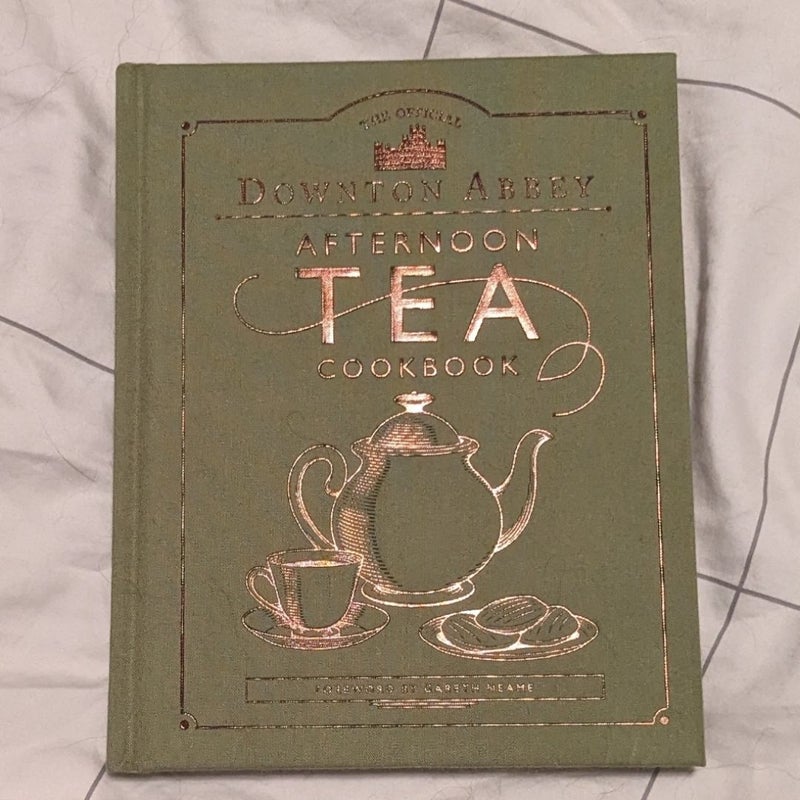 The Official Downton Abbey Afternoon Tea Cookbook