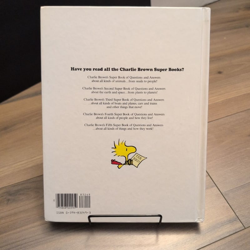 Charlie Brown's Super Book of Questions and Answers (1976)