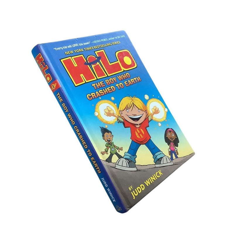 Hilo Book 1: the Boy Who Crashed to Earth