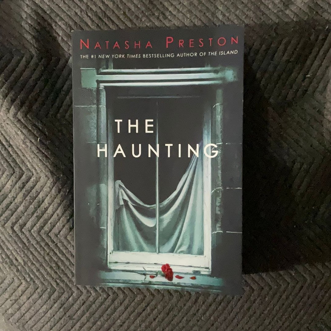 The Haunting by Natasha Preston, Paperback Pangobooks