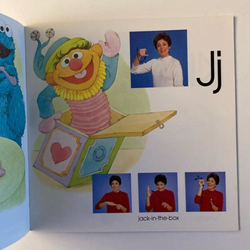 Sesame Street Sign Language ABC with Linda Bove