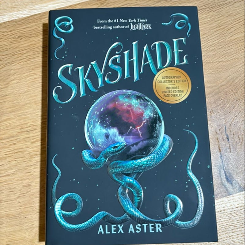 Signed Skyshade (the Lightlark Saga Book 3)