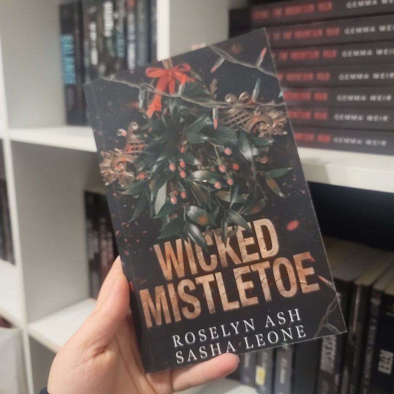 Wicked mistletoe