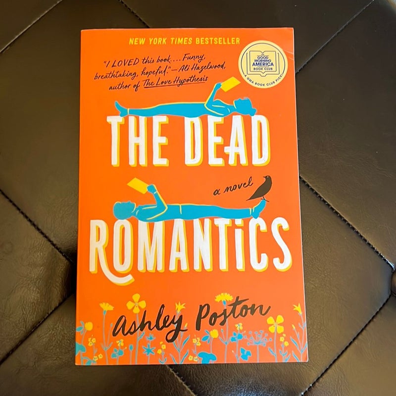 The Dead Romantics by Ashley Poston, Paperback