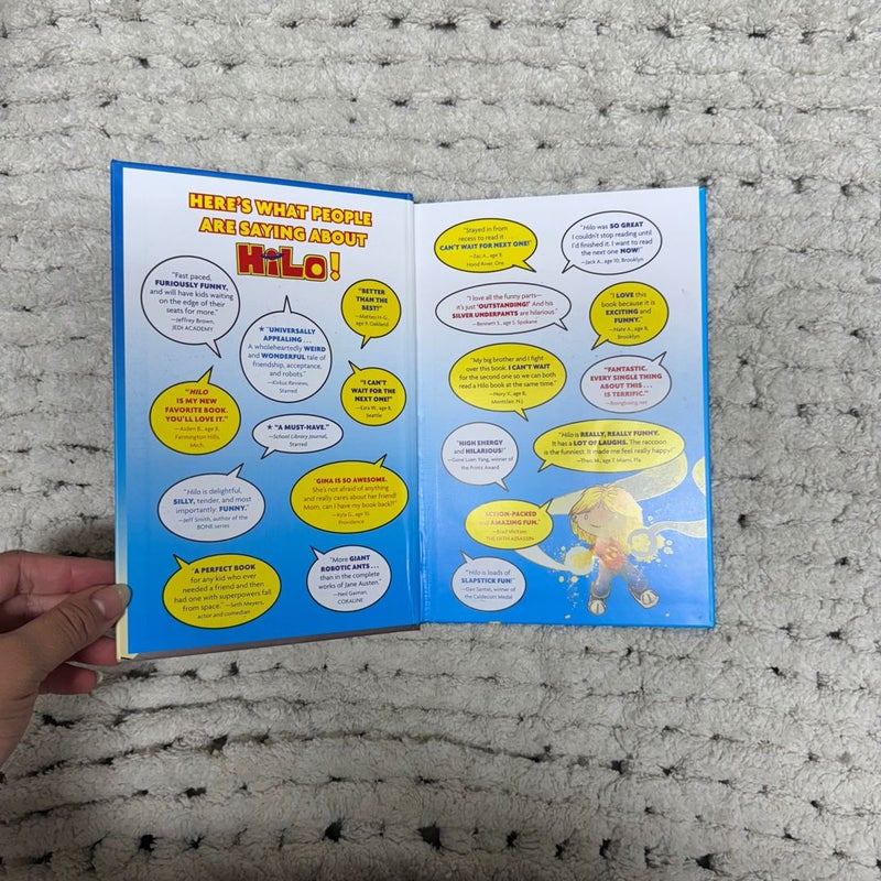 Hilo Book 1: the Boy Who Crashed to Earth