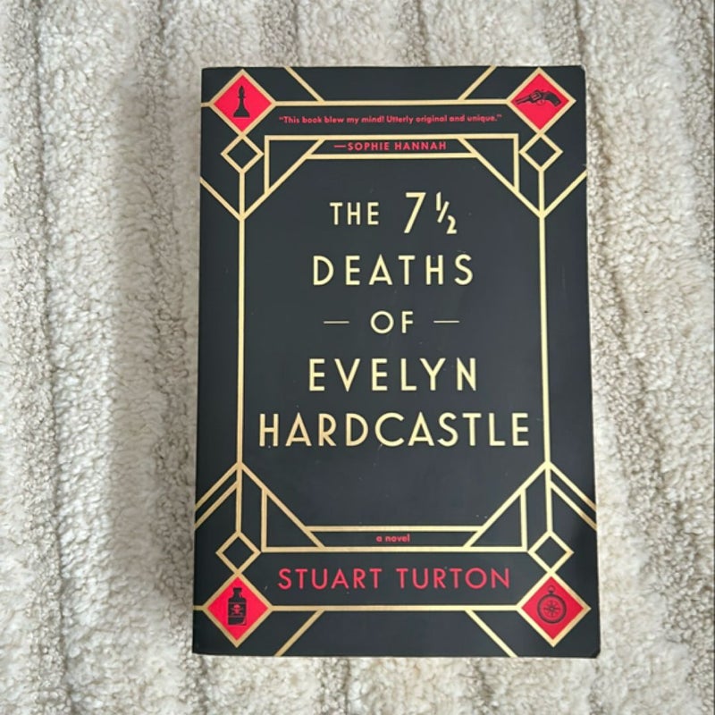 The 7½ Deaths of Evelyn Hardcastle