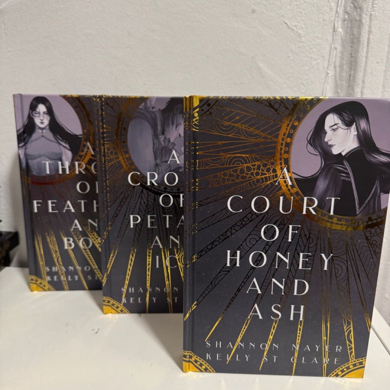 Bookish Box A Court of Honey and Ash SIGNED