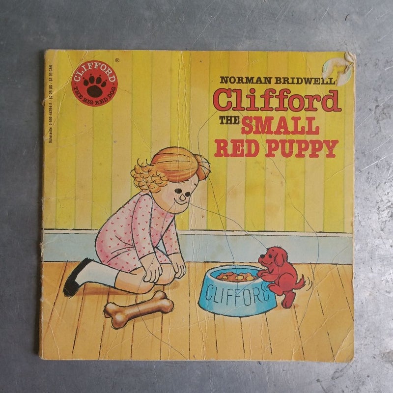 Clifford The Small Red Puppy