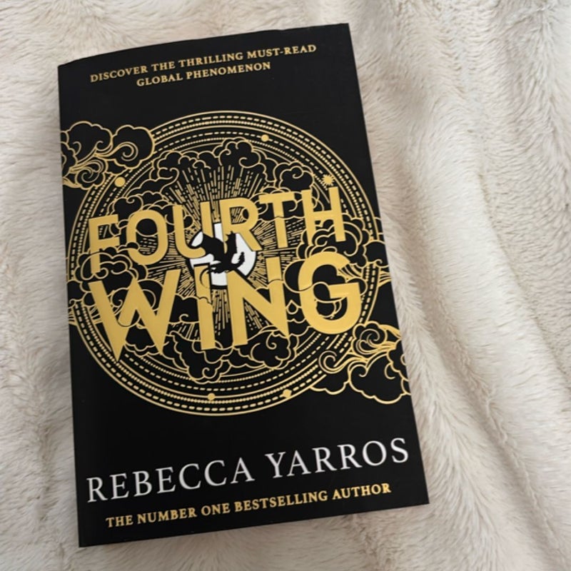 Fourth Wing (UK paperback) 