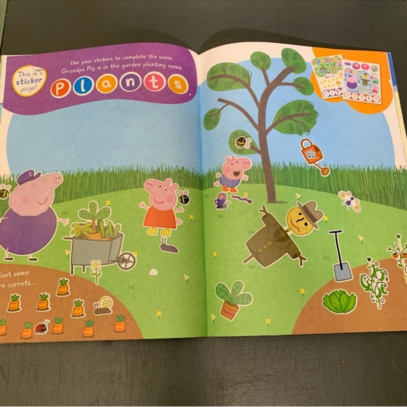 2 Peppa Pig Magazines 