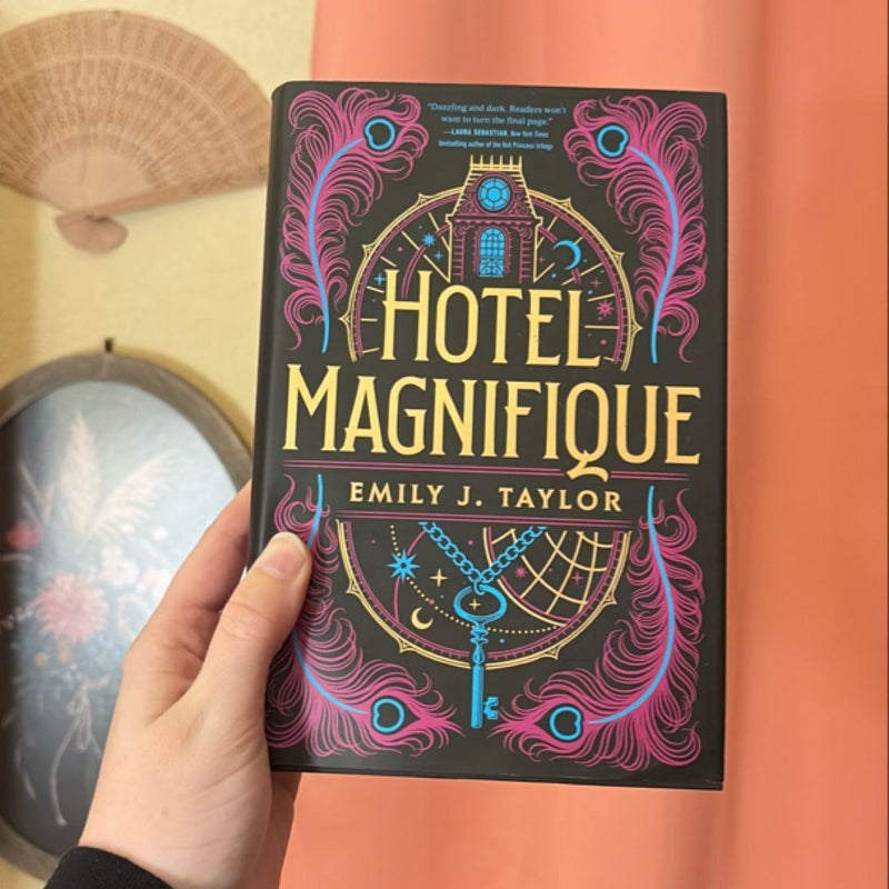 Hotel Magnifique