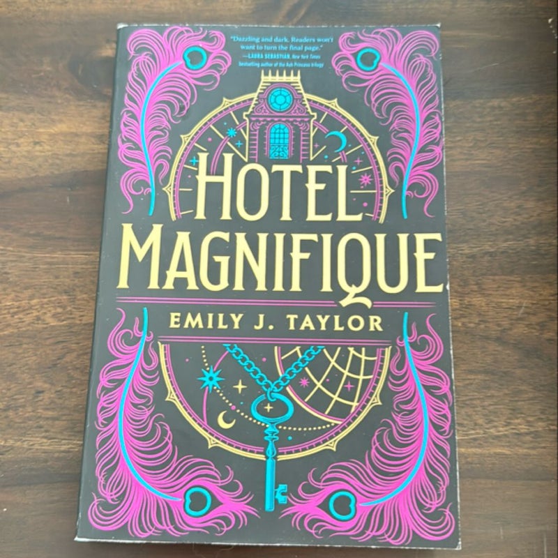 Hotel Magnifique