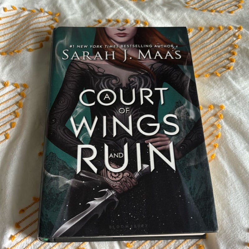 A Court of Wings and Ruin
