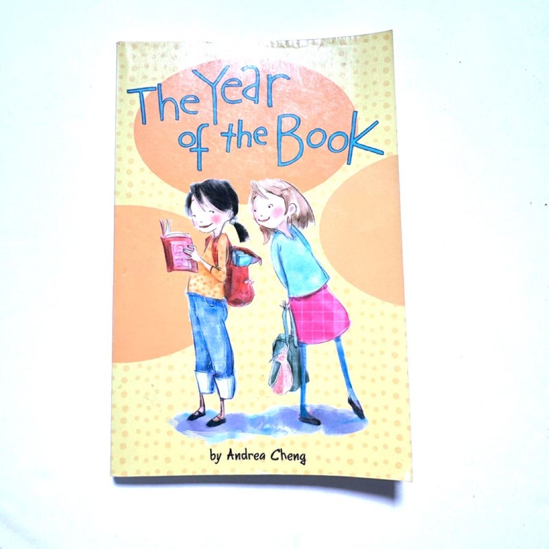 Book Lot 2 Children’s, Dolphin School Echo’s New Pet, The Year Of The Book GUC