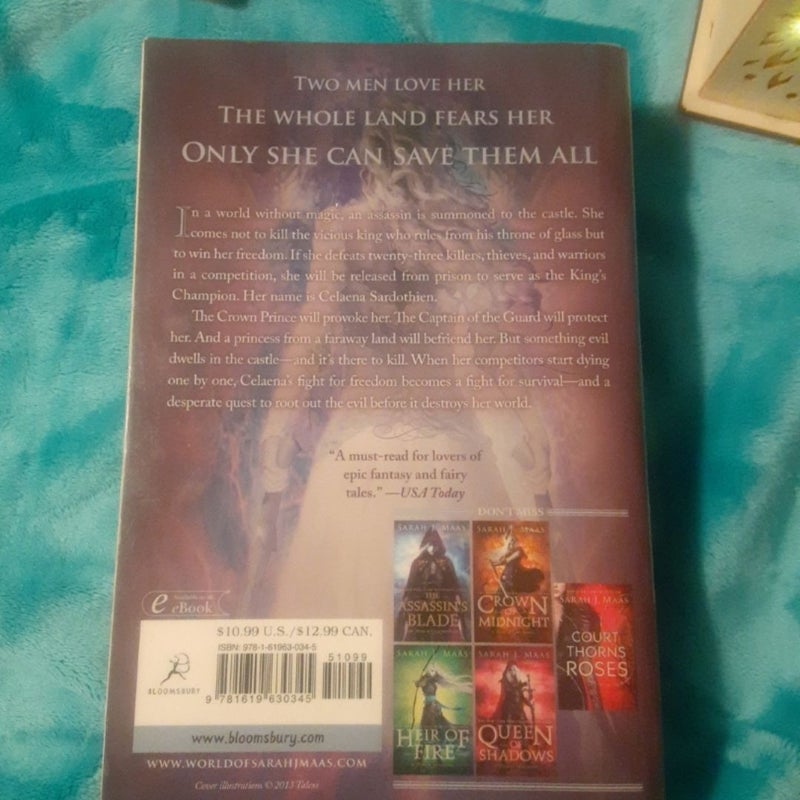 Throne Of Glass By Sarah J. Maas Original Cover Ex-library Paperback